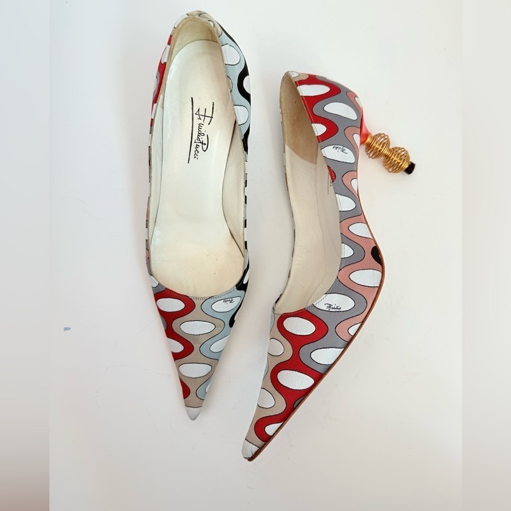 Emilio Pucci Vintage Red Gray Satin wave pattern ball heels pumps EU 37